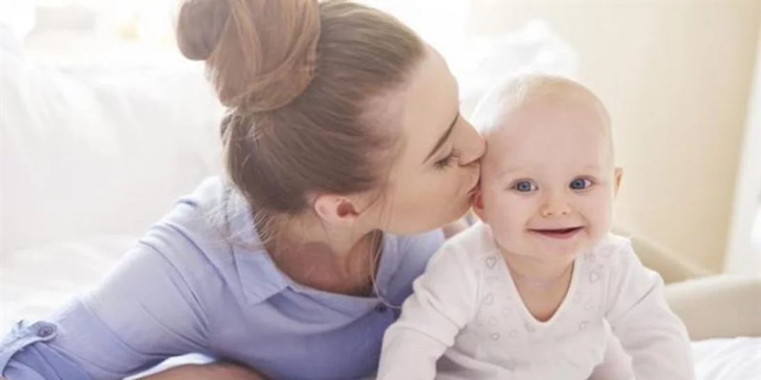 Η αγάπη της μητέρας για το μωρό της είναι ευλογία και ειρήνη