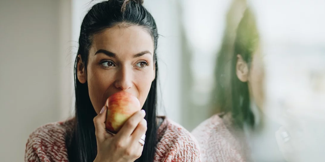 5 φθινοπωρινές τροφές που κάνουν καλό στην επιδερμίδα σου