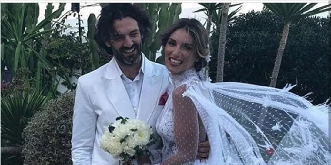 Αθηνά Οικονομάκου | Μοιράστηκε νέες αδημοσίευτες φωτογραφίες από τον γάμο της