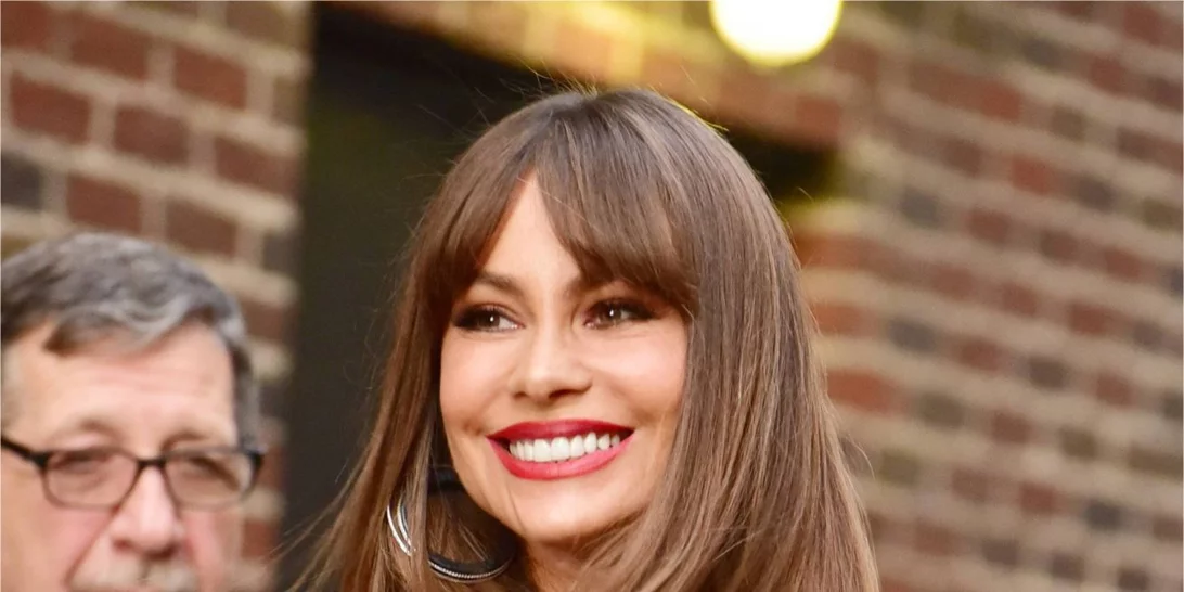 Πώς να κουρέψεις μόνη σου τις αφέλειες σύμφωνα με τους ειδικούς