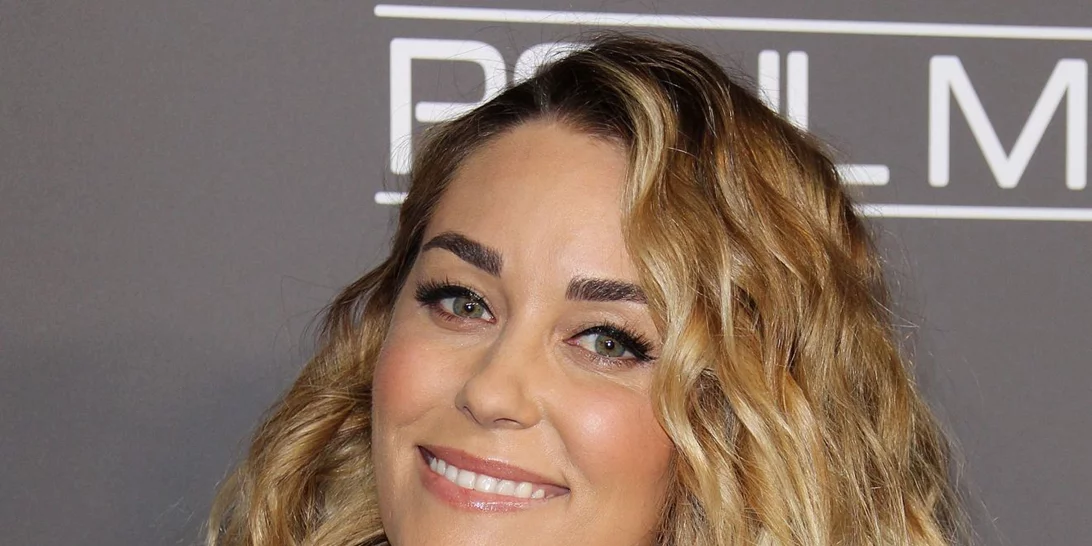 Αν θεωρείς ότι είναι νωρίς για τα Χριστούγεννα, δες αυτό το χτένισμα και θυμήσου το έως τότε!