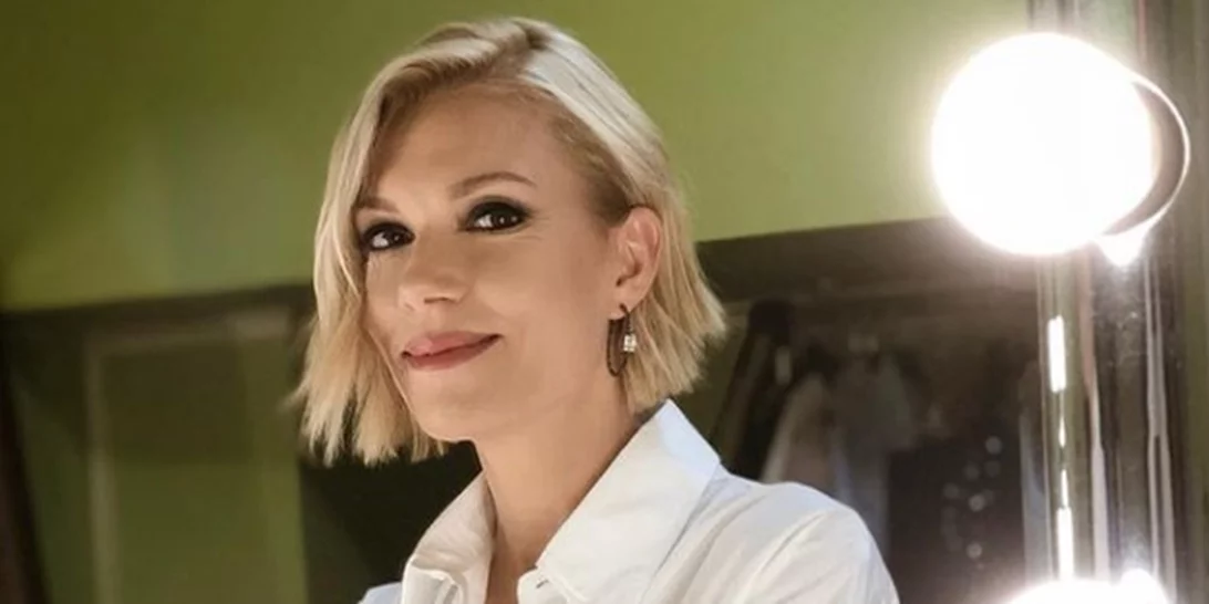 Η Βίκυ Καγιά φόρεσε τη μεγαλύτερη τάση των γιορτών