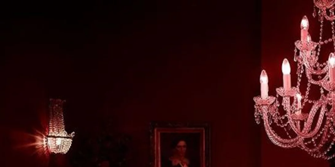 Τα εκκεντρικά Χριστούγεννα του οίκου Burberry: η καμπάνια ολοκληρώθηκε