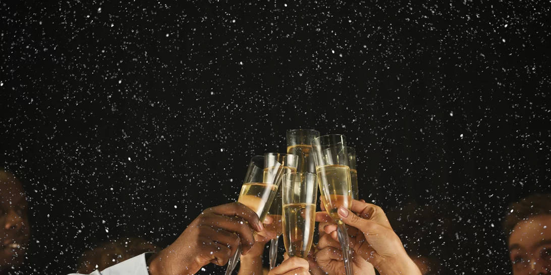 Πού θα κάνεις τα πιο ονειρικά Χριστούγεννα και Πρωτοχρονιά; Αυτά είναι τα ιδανικά μέρη!