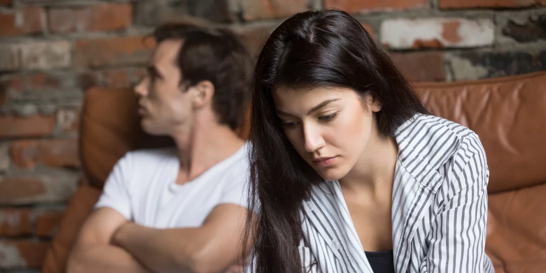 Γιατί παραμένουμε σε μία "τελειωμένη" σχέση; Νέα έρευνα σου δίνει την απάντηση