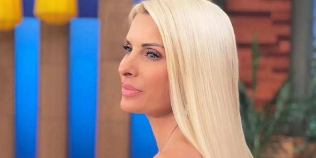 Δες τι φόρεσε η Ελένη Μενεγάκη για να εντυπωσιάσει τον Μάκη Παντζόπουλο