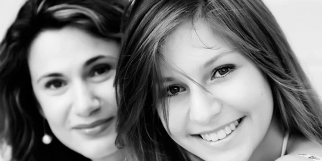 Συμπεριφερόμαστε στους συντρόφους και τους συζύγους μας, όπως η μητέρα μας – έρευνα