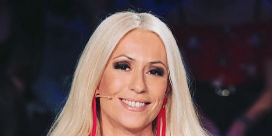 Μαρία Μπακοδήμου | Ταξίδι στο Brighton για χατήρι του γιου της