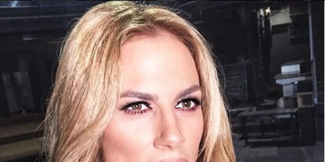 Ντορέττα Παπαδημητρίου | Η απρόσμενη επίσκεψη στο καμαρίνι της