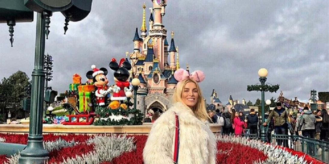 Κατερίνα Καινούργιου | Μαγικά Χριστούγεννα στο Παρίσι με τον σύντροφό της