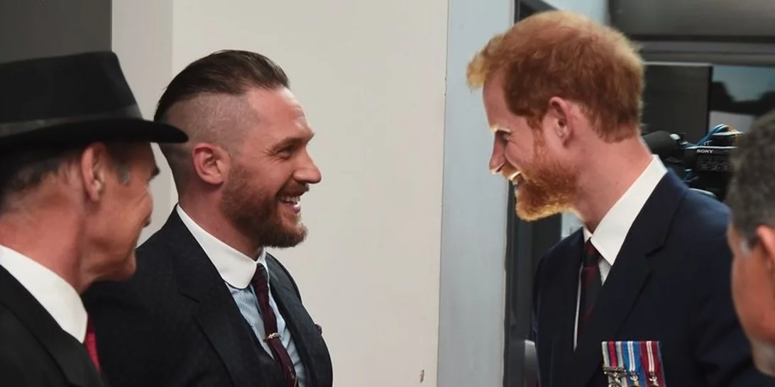 Πρίγκιπας Harry – Tom Hardy | Η συνάντησή τους είναι ό,τι καλύτερο θα δεις σήμερα