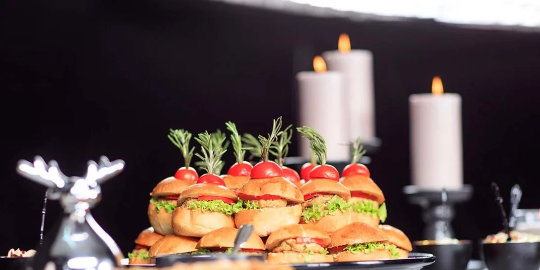 To Celebration Box της Aria Fine Catering ντύνεται χριστουγεννιάτικα! (ΑΠΟΤΕΛΕΣΜΑΤΑ)