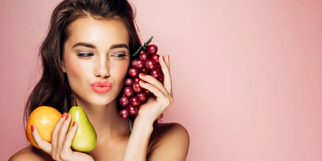 Οι τροφές που θα σου χαρίσουν λαμπερό δέρμα