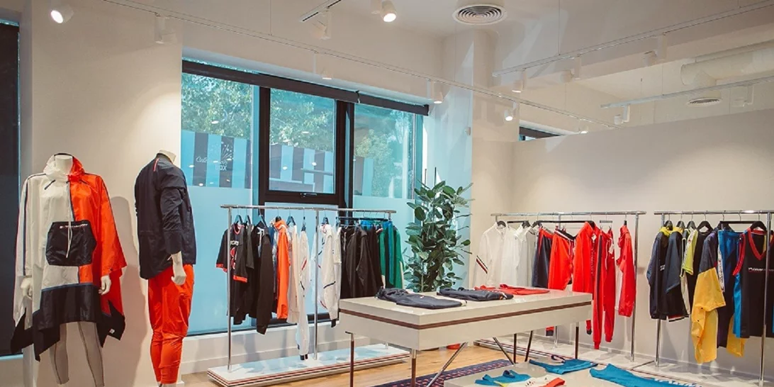 Αυτή η συλλογή παρουσιάστηκε με τον πιο ιδιαίτερο τρόπο