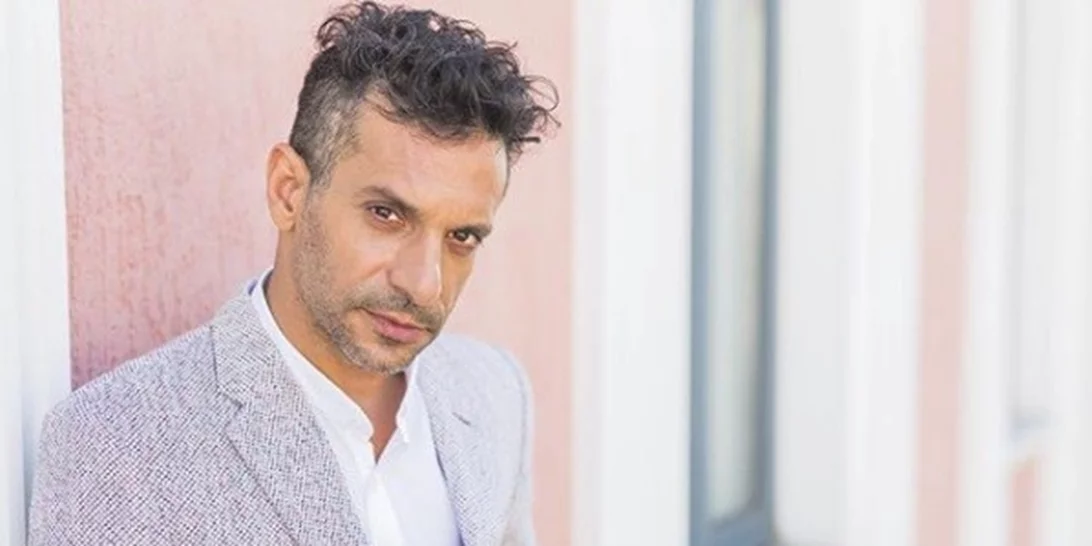 Γιώργος Χρανιώτης | Χορεύει χριστουγεννιάτικα τραγούδια φορώντας πιτζάμες