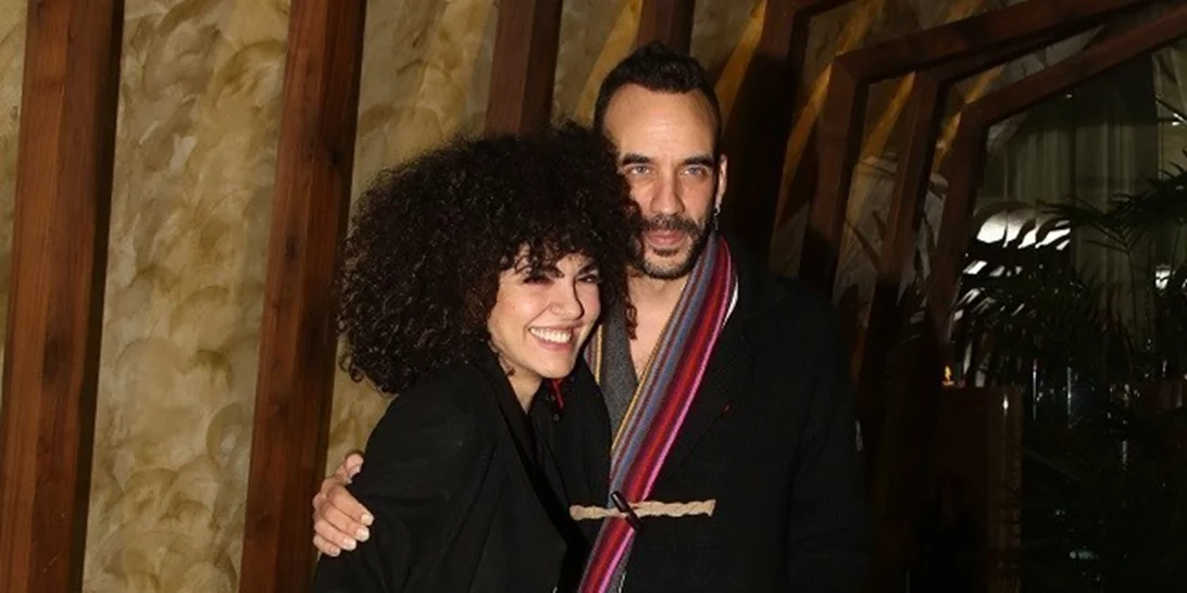 Μαρία Σολωμού - Πάνος Μουζουράκης | Αχώριστοι σε βραδινή έξοδο