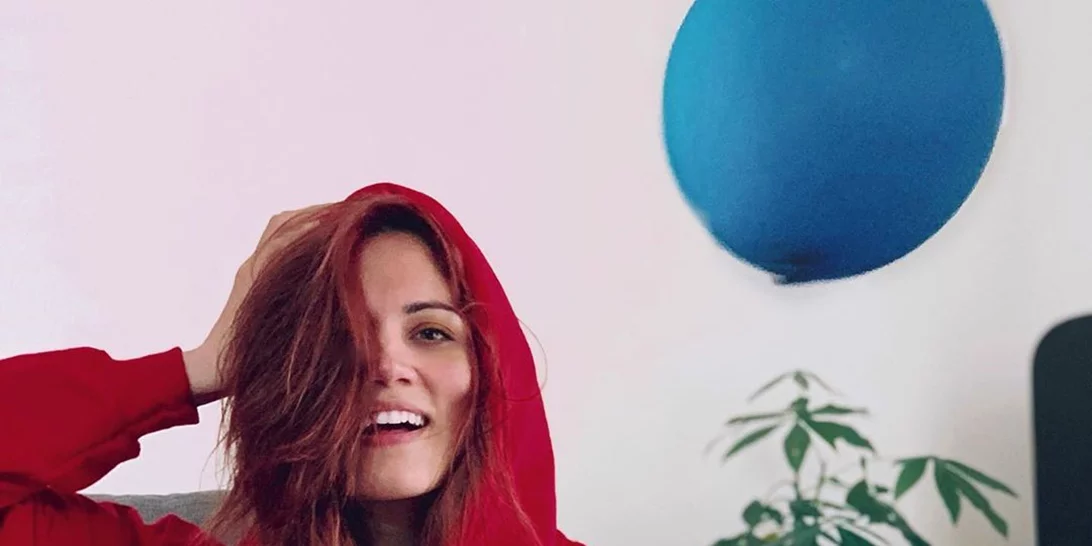 Μαίρη Συνατσάκη | Μοιράστηκε βίντεο με τον σύντροφό της να τραγουδάει