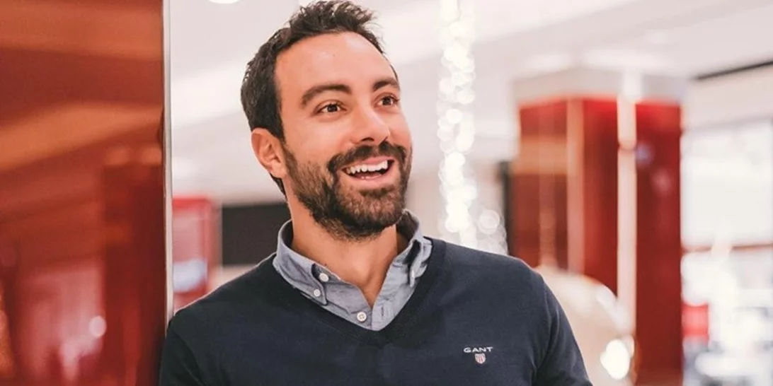 Σάκης Τανιμανίδης | Η φωτογραφία από το παρελθόν και η αλλαγή στην εμφάνισή του