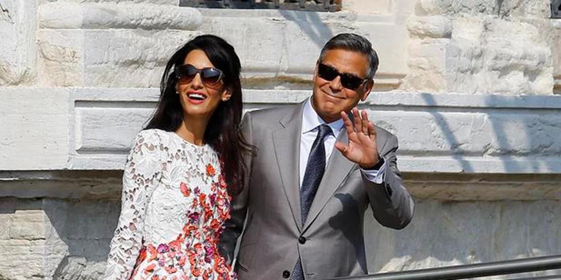 H Amal μισεί το μούσι του, ο George αισθάνεται τρομερή ανασφάλεια δίπλα της