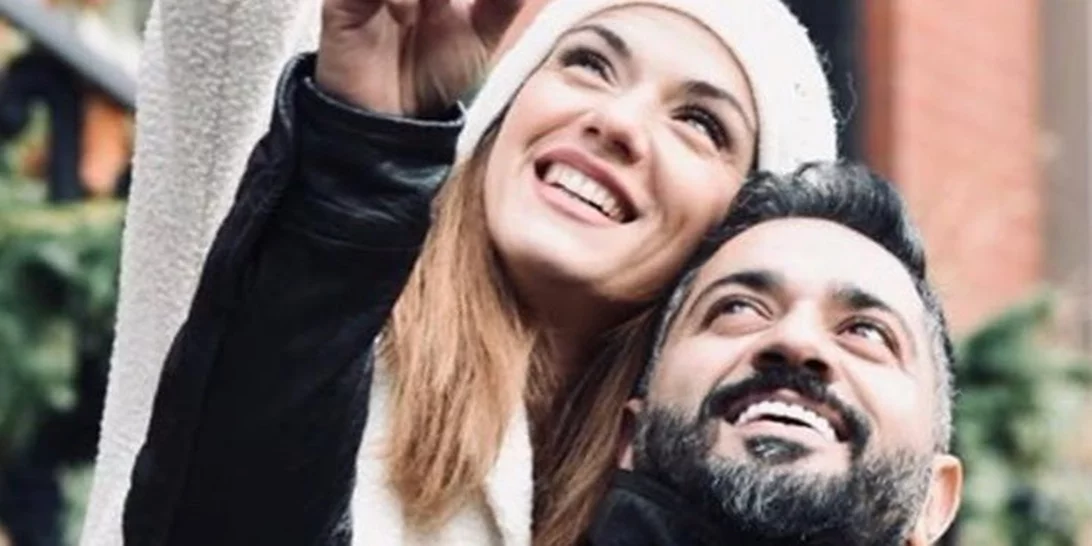 Ο Λευτέρης Σουλτάτος μοιράστηκε κάποιες προσωπικές φωτογραφίες της Βάσως Λασκαράκη