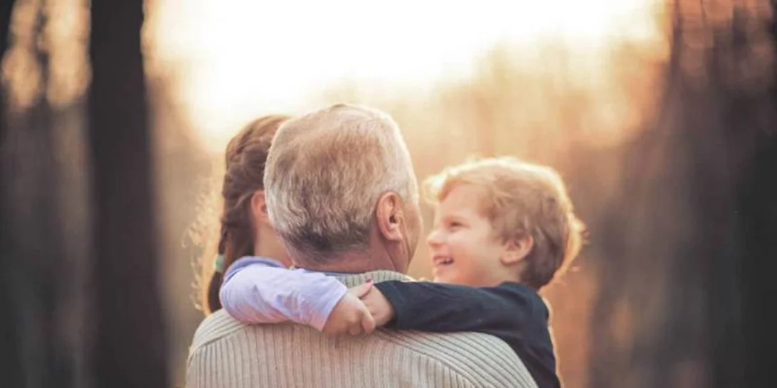 Η μεγάλη τύχη για ένα παιδί να έχει τους παππούδες και τις γιαγιάδες στη ζωή του