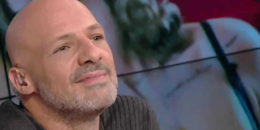 Νίκος Μουτσινάς | «Συνειδητοποίησα ποσό τιμωρούσα τον εαυτό μου χρόνια τώρα, δεν με αγαπούσα»