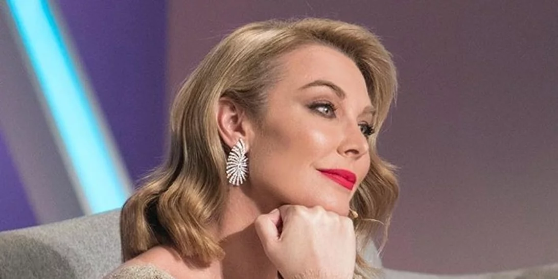 Η Mango φούστα της Τατιάνας Στεφανίδου κοστίζει ελάχιστα