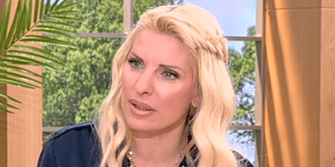 Ελένη Μενεγάκη | Έκανε #10YearChallenge στον αέρα της εκπομπής της!