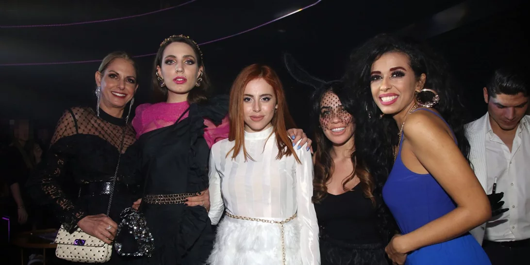 Τα κορίτσια του My Style Rocks νυχτοπερπάτησαν κι εμείς σχολιάζουμε το ντύσιμό τους