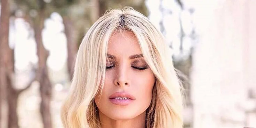 Κατερίνα Καινούργιου | Ας δούμε λίγο τα posts της για την γιορτή του Αγίου Βαλεντίνου