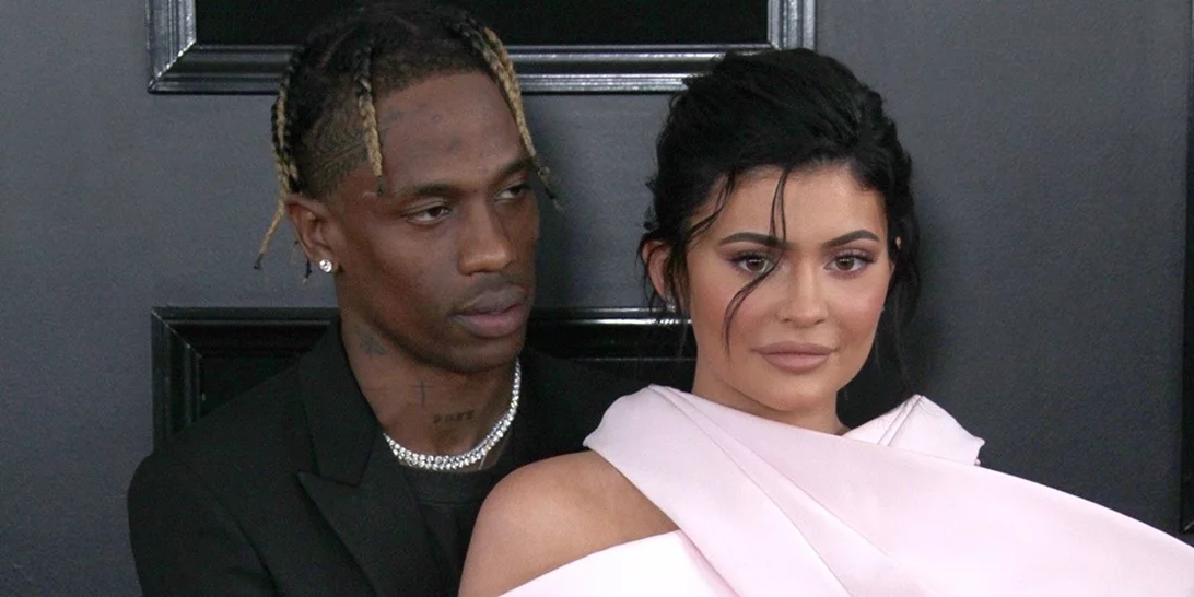 Kylie Jenner | Φωτογραφίζεται γυμνή μαζί με τον Travis Scott στο Playboy