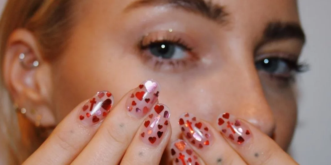 Σχέδια νυχιών για του Αγίου Βαλεντίνου!