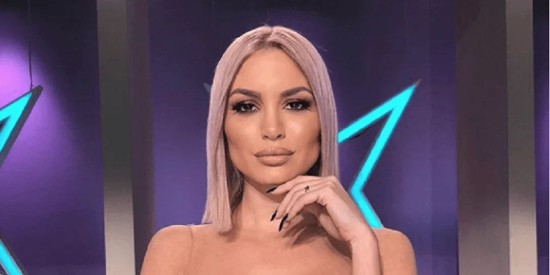 Αλεξάνδρα Παναγιώταρου | Νέα έξοδος, με μακριά μαλλιά (αλά Kylie Jenner)