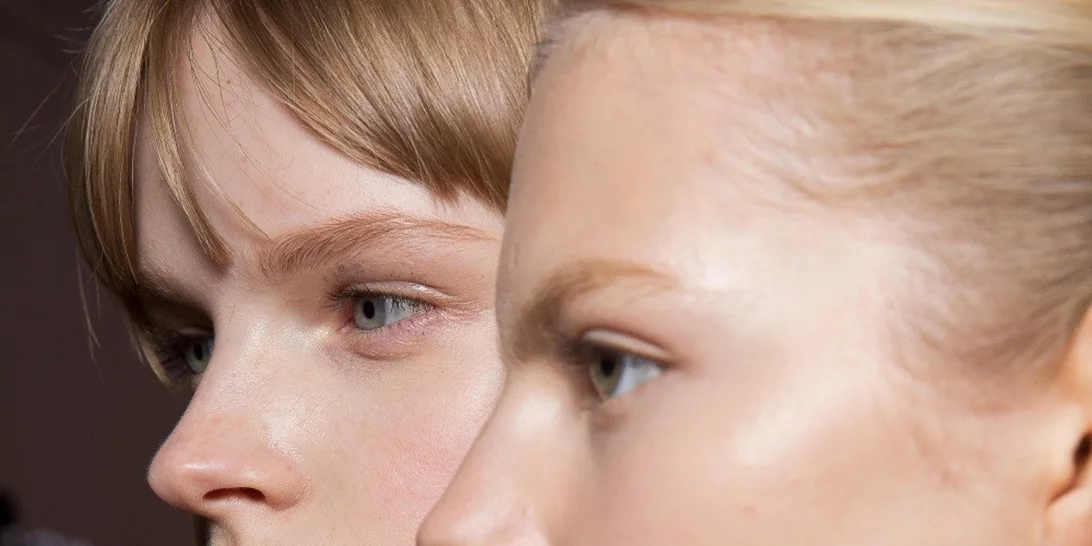 Τέλος η περιττή λιπαρότητα | Η κίνηση που θα σου χαρίζει ματ όψη για ώρες!