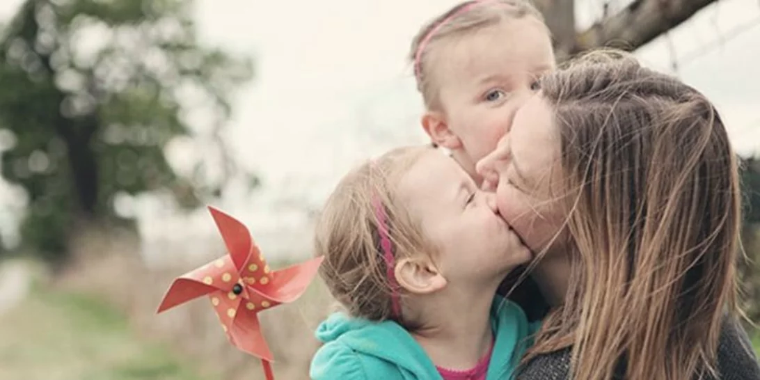 Η σημασία του να παίζετε με το παιδί σας – 10-20 λεπτά καθημερινά αρκούν