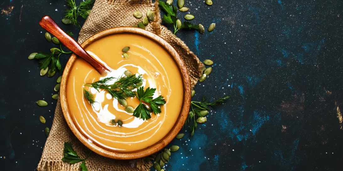 Η πιο γρήγορη και θρεπτική βελουτέ σούπα για τις ημέρες που βρέχει