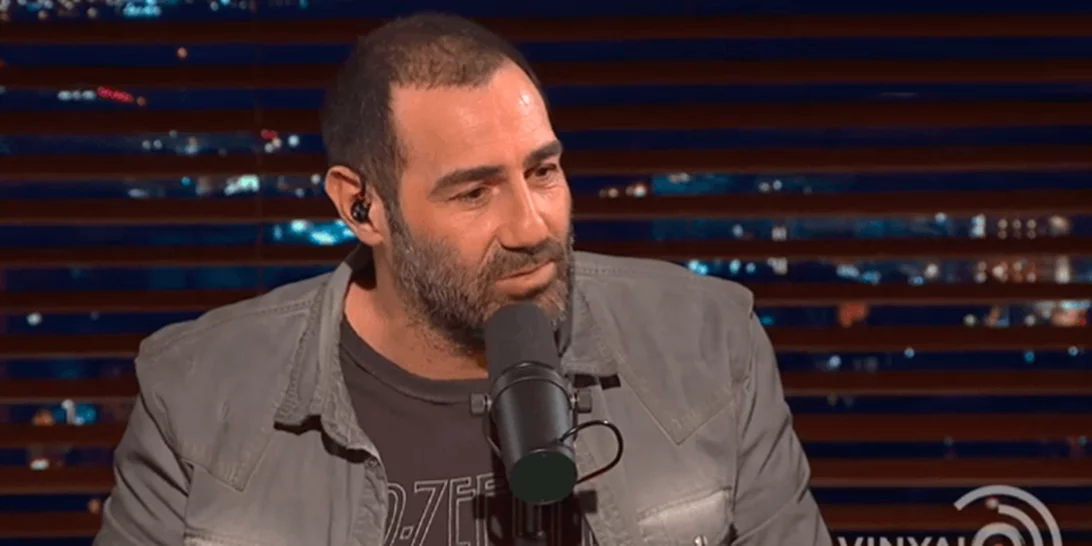 Αντώνης Κανάκης | Η γλυκιά αφιέρωση στη μαμά του on air