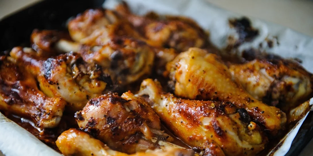 Συνταγή για μαρινάδα ψητού κοτόπουλου από τον σεφ Αλέξανδρο Παπανδρέου