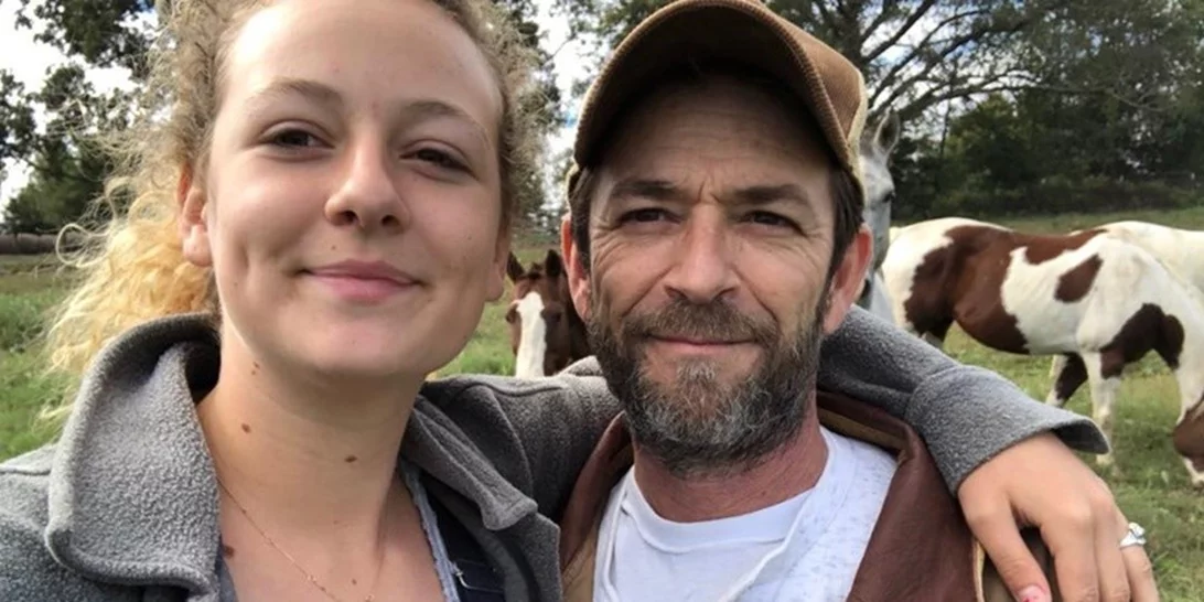H κόρη του Luke Perry απαντά σε όσους την κατηγορούν