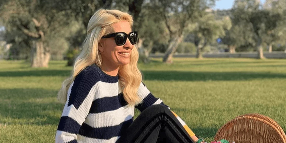 Ελένη Μενεγάκη | Δες την φωτογραφία που μοιράστηκε μέσα από το αυτοκίνητό της