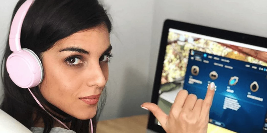 Άννα Μαρία Βέλλη | Όσα δεν ξέρεις για την συμπαρουσιάστρια του Πέτρου Κωστόπουλου που το όνομά της ακούστηκε έντονα αυτές τις ημέρες