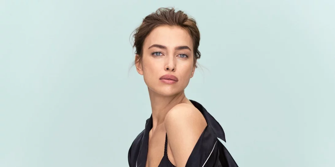 Πώς θα φορέσεις τα μεταξωτά ρούχα με casual look; Πάρε ιδέες από την Irina Shayk για θηλυκό στυλ