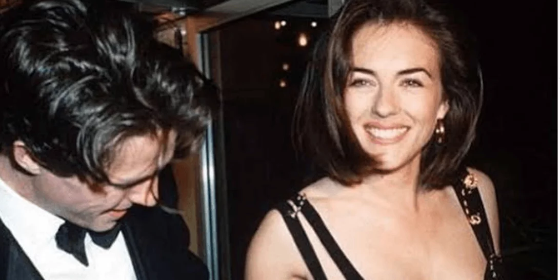 Elizabeth Hurley | Φόρεσε ξανά το πιο iconic Versace φόρεμα των 90s