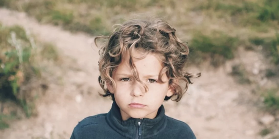 Η συμπεριφορά «κοιτάξτε με έχω αλλάξει» είναι το καμπανάκι για να προσέξεις το παιδί σου