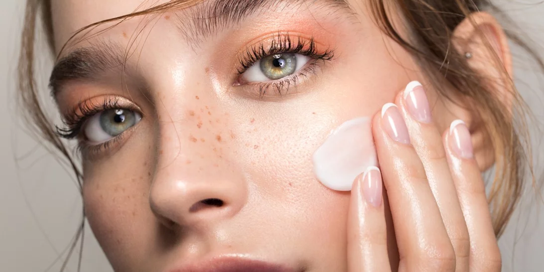 Κρέμα ματιών για αντιγήρανση, σακούλες, λεπτές γραμμές και κατά του μπλε φωτός | Δες τα όλα εδώ