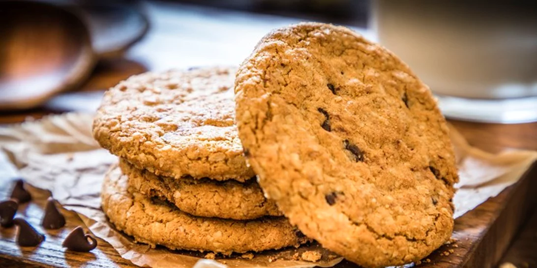 Υγιεινά μπισκότα για τα παιδιά με 3 υλικά