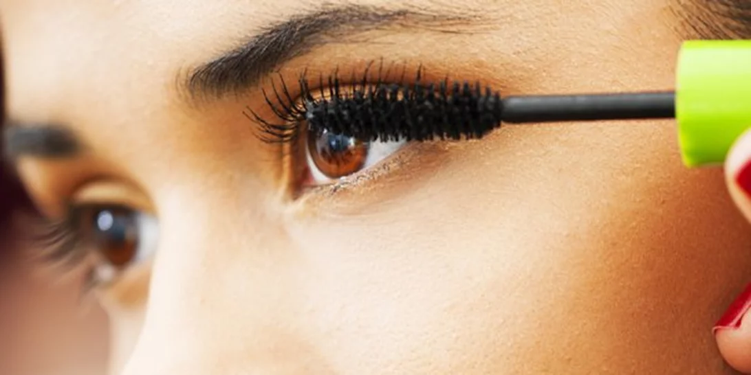 Μυστικά που δεν ήξερες για τέλειες βλεφαρίδες! (ποια μάσκαρα σου ταιριάζει;)