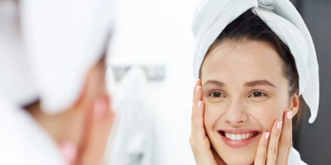 Να πλένεις το πρόσωπό σου με ανθρακούχο νερό όπως οι Γιαπωνέζες;