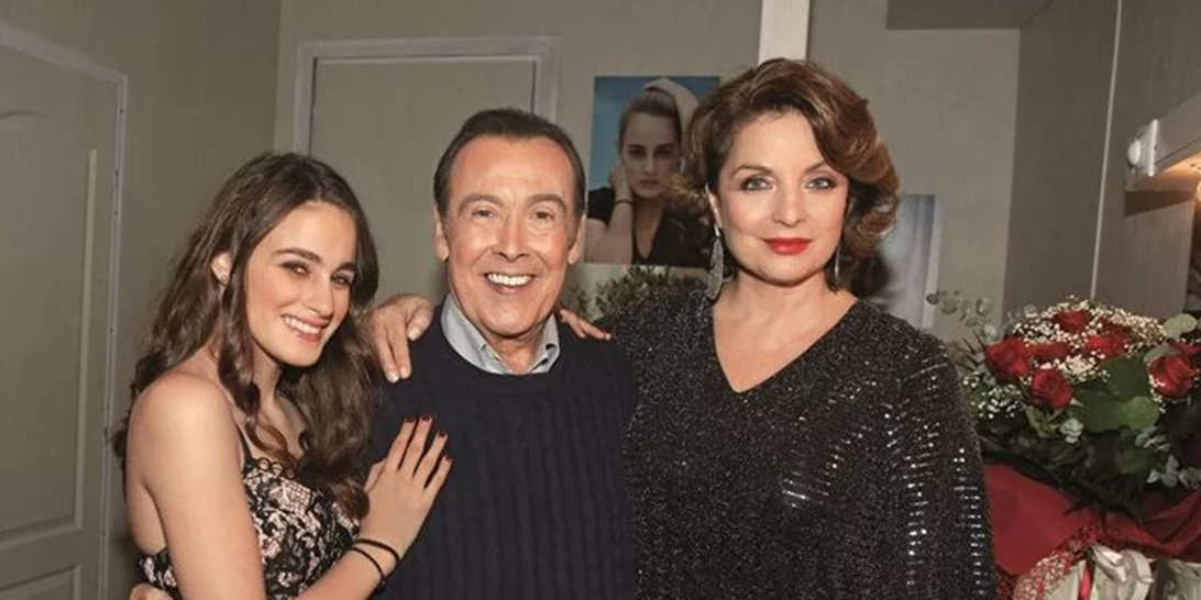 Μαρία Βοσκοπούλου | Η κόρη του Τόλη Βοσκόπουλου και της Άντζελας Γκερέκου παραδίδει μαθήματα στιλ