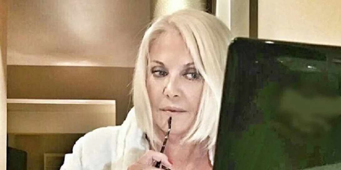 Ρούλα Κορομηλά | Δες φωτογραφίες από την ΤΕΛΕΙΑ μεζονέτα της